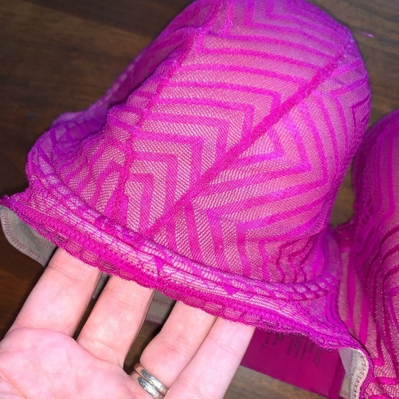 THIRDLOVE Graphic Mesh Demi Bra in Magenta Underwire Size 38G Used - Picture 3 of 6